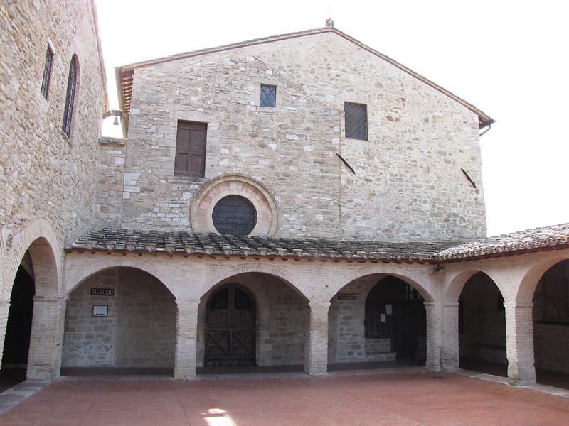 San Damiano cortile